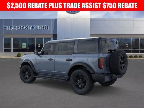 New 2025 Ford Bronco Outer Banks image 4