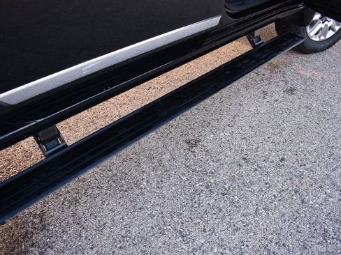 Used 2025 Chevrolet Silverado 2500 High Country w/ High Country Premium Package image 18