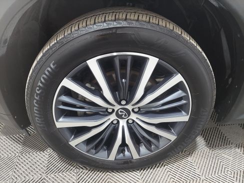 Used 2024 INFINITI QX60 Sensory AWD/4WD image 5