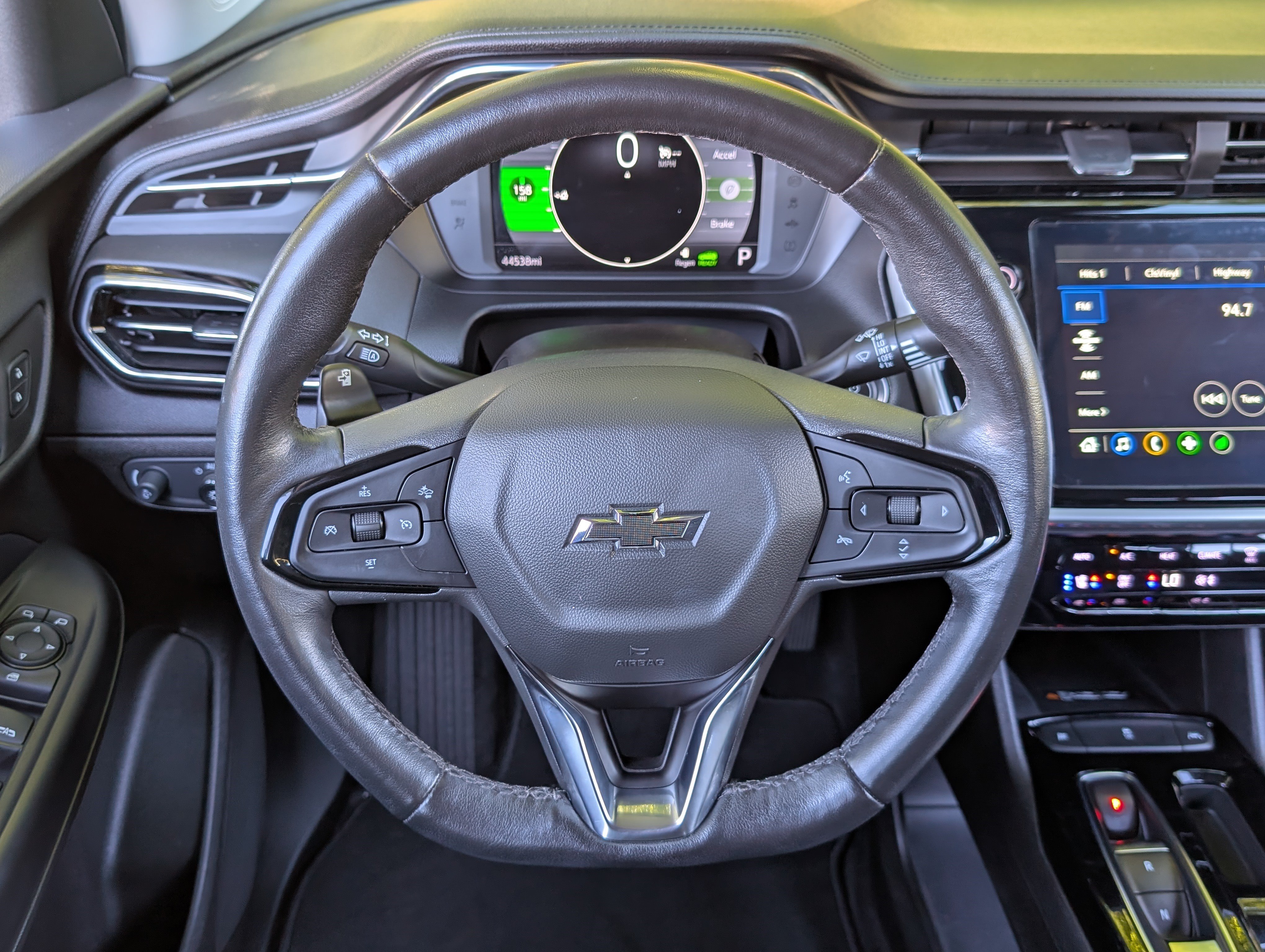 Used 2023 Chevrolet Bolt EUV LT w/ Convenience Package FWD image 23