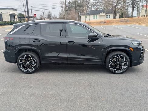 New 2026 Volkswagen Tiguan SEL R-Line AWD/4WD image 3