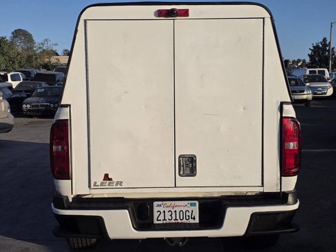 Used 2016 Chevrolet Colorado W/T w/ WT Convenience Package image 4