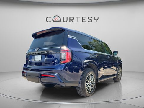 New 2025 Nissan Armada SL w/ Captain's Chari Seat Package image 5