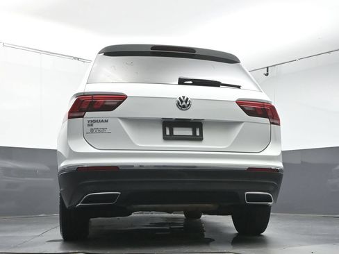 Used 2020 Volkswagen Tiguan SE FWD image 39