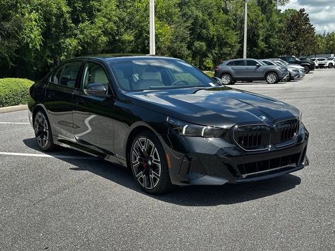New 2027 BMW 530i xDrive w/ M Sport Package AWD/4WD image 7