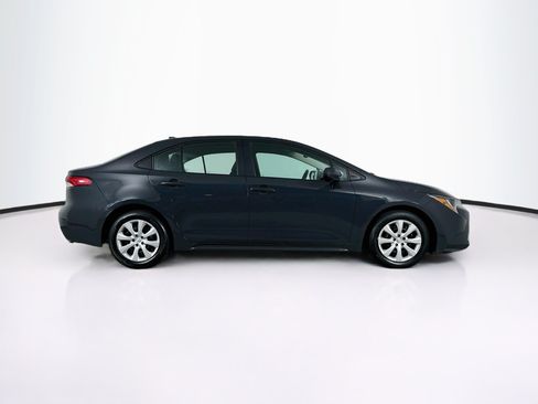 Used 2025 Toyota Corolla LE FWD image 10