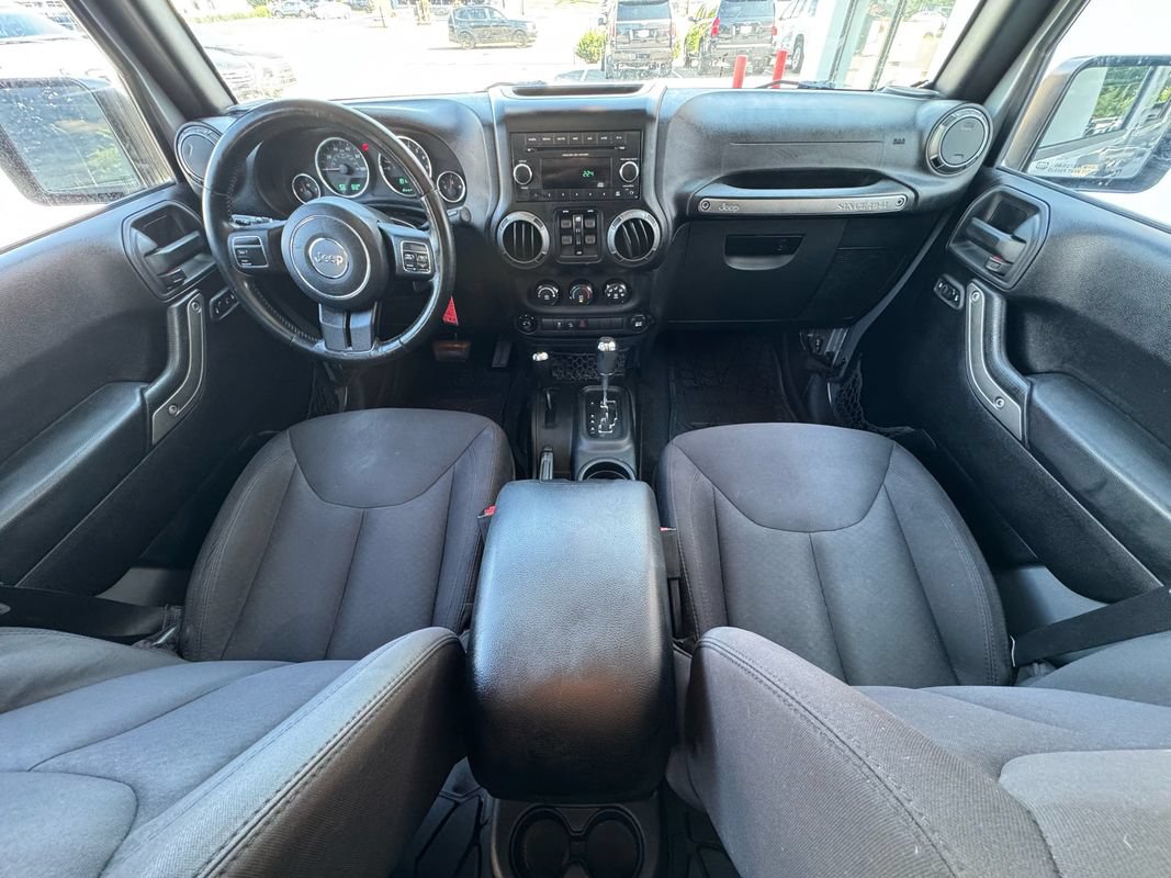 Used 2015 Jeep Wrangler Unlimited Sport w/ Quick Order Package 24S AWD/4WD image 23