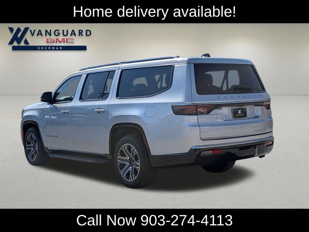 Used 2024 Jeep Wagoneer L Series II w/ Flexible Seating Group AWD/4WD image 4