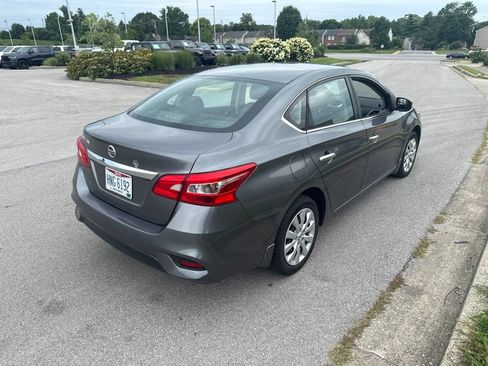 Used 2018 Nissan Sentra S FWD image 3