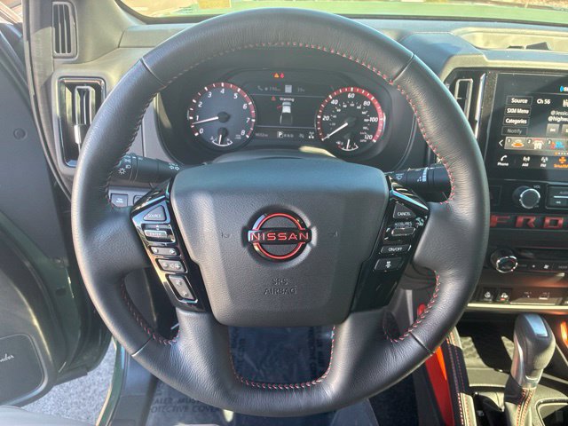 Used 2025 Nissan Frontier 4x4 Crew Cab image 35