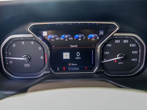 Used 2021 GMC Yukon Denali image 11