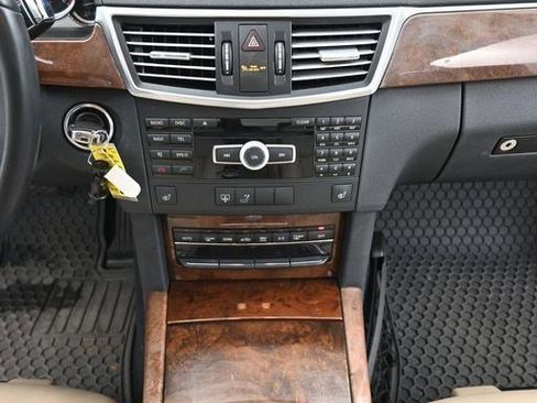 Used 2012 Mercedes-Benz E 350 BlueTEC Sedan image 13