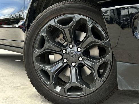 Used 2021 RAM 1500 Limited w/ Night Edition AWD/4WD image 9