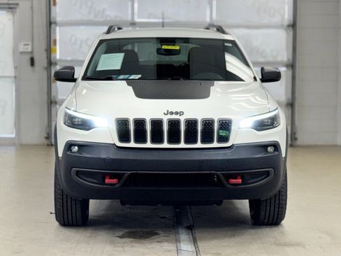 Used 2019 Jeep Cherokee Trailhawk w/ Cold Weather Group image 2