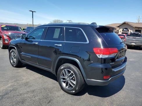 Used 2018 Jeep Grand Cherokee Limited AWD/4WD image 3