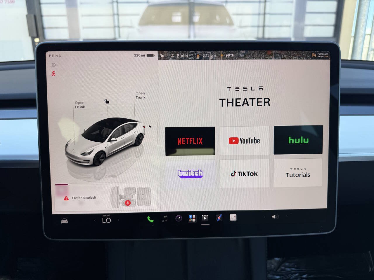 Used 2023 Tesla Model 3 Standard Range RWD image 19
