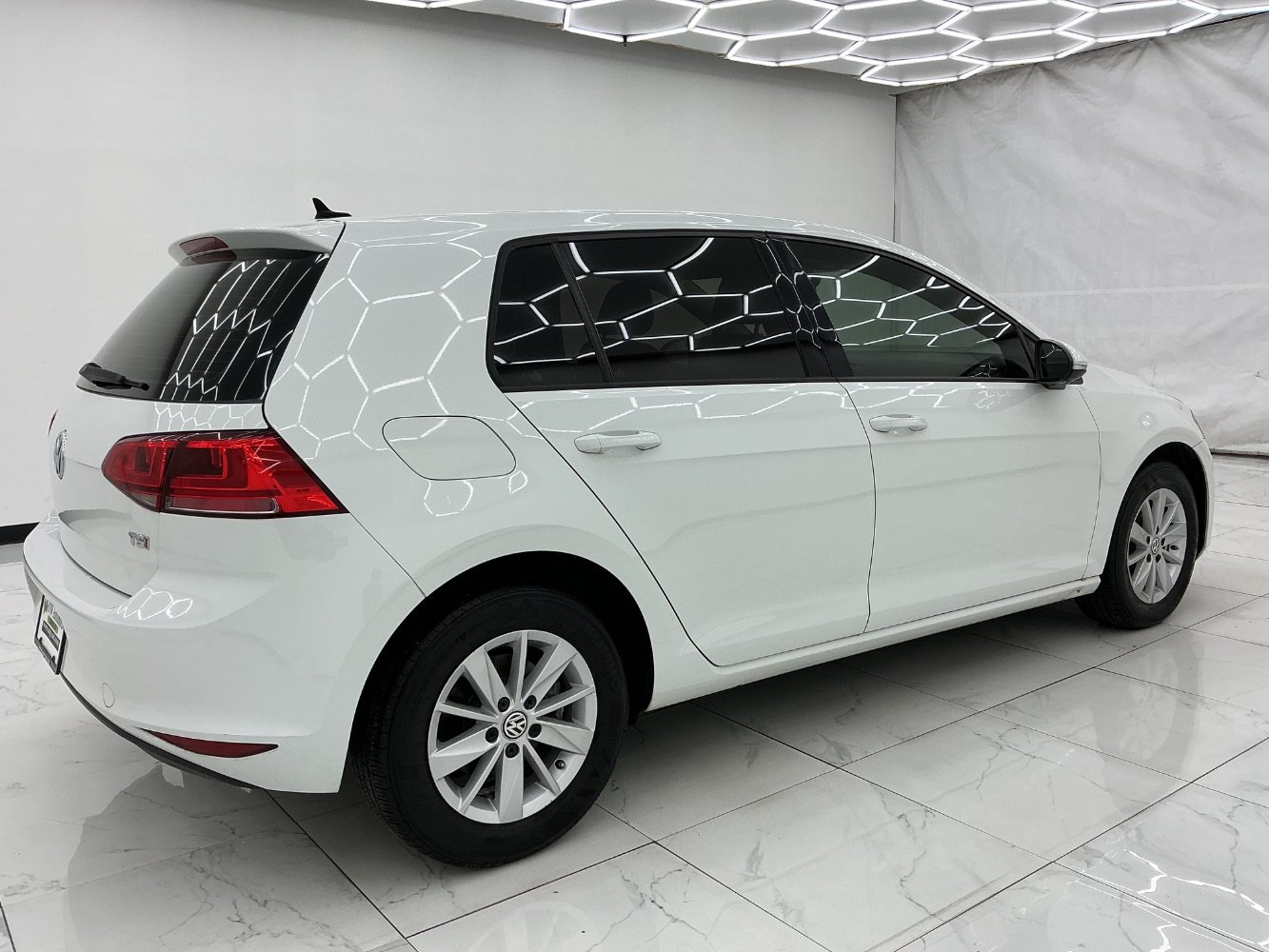 Used 2016 Volkswagen Golf S FWD image 11