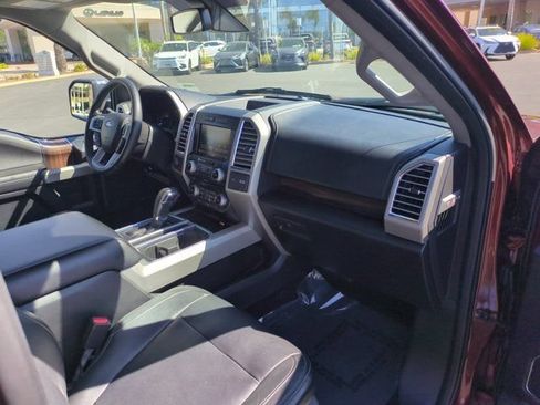 Used 2015 Ford F150 Lariat w/ Equipment Group 502A Luxury AWD/4WD image 30