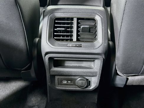 Certified 2022 Volkswagen Tiguan SEL R-Line AWD/4WD image 24