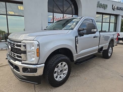 Used 2024 Ford F350 XLT w/ 360-Degree Camera Package image 2