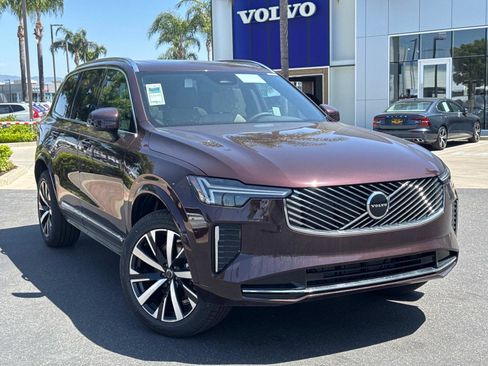 Certified 2025 Volvo XC90 B5 Core w/ Climate Package image 1