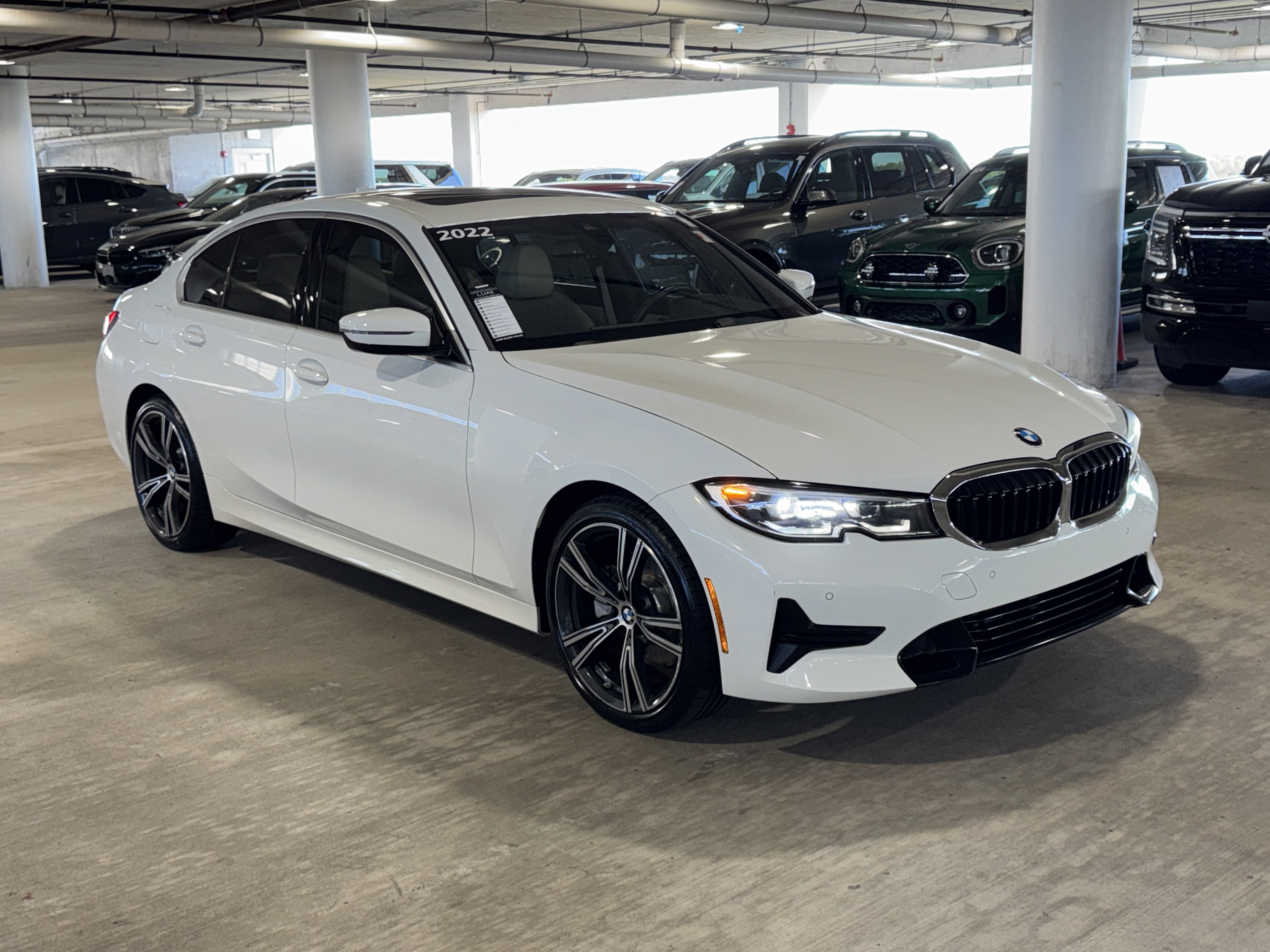 Used 2022 BMW 330i Sedan w/ Driving Assistance Package RWD image 2