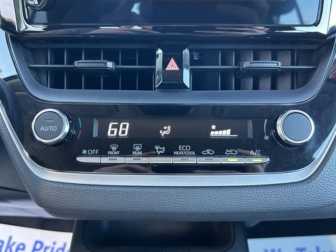 Certified 2023 Toyota Corolla LE image 27