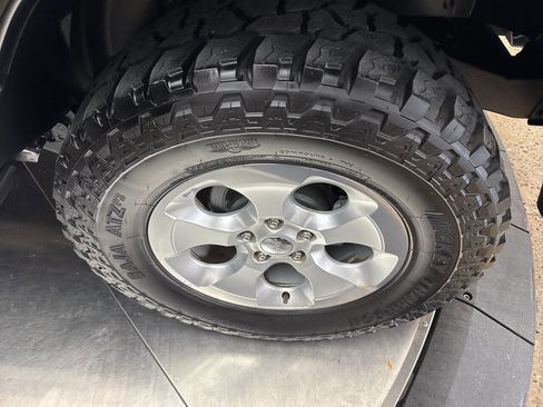 Used 2014 Jeep Wrangler Unlimited Sahara w/ Dual Top Group image 37