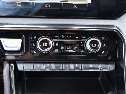 Used 2022 GMC Sierra 1500 AT4 AWD/4WD image 20