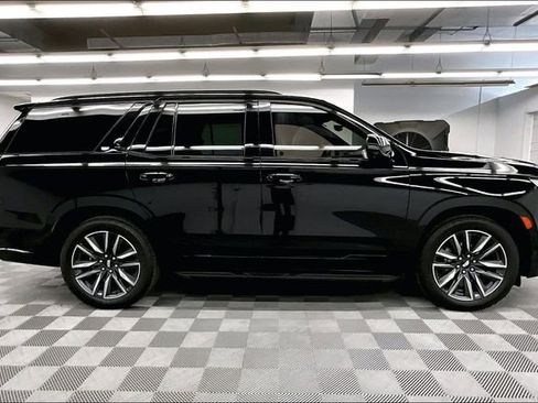 Used 2021 Cadillac Escalade Sport w/ Driver Assist Tech Package AWD/4WD image 15