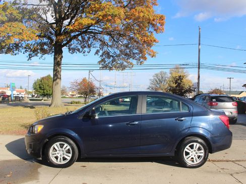 Used 2015 Chevrolet Sonic LT w/ Advanced Safety Package image 6