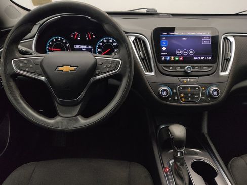 Used 2021 Chevrolet Malibu LT FWD image 22