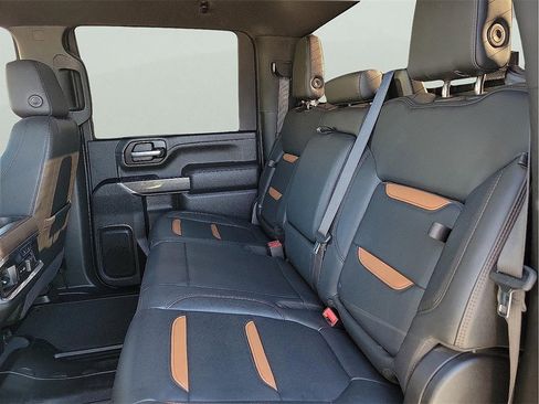 Used 2021 GMC Sierra 2500 AT4 image 13