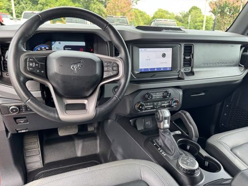 Used 2023 Ford Bronco Big Bend image 5