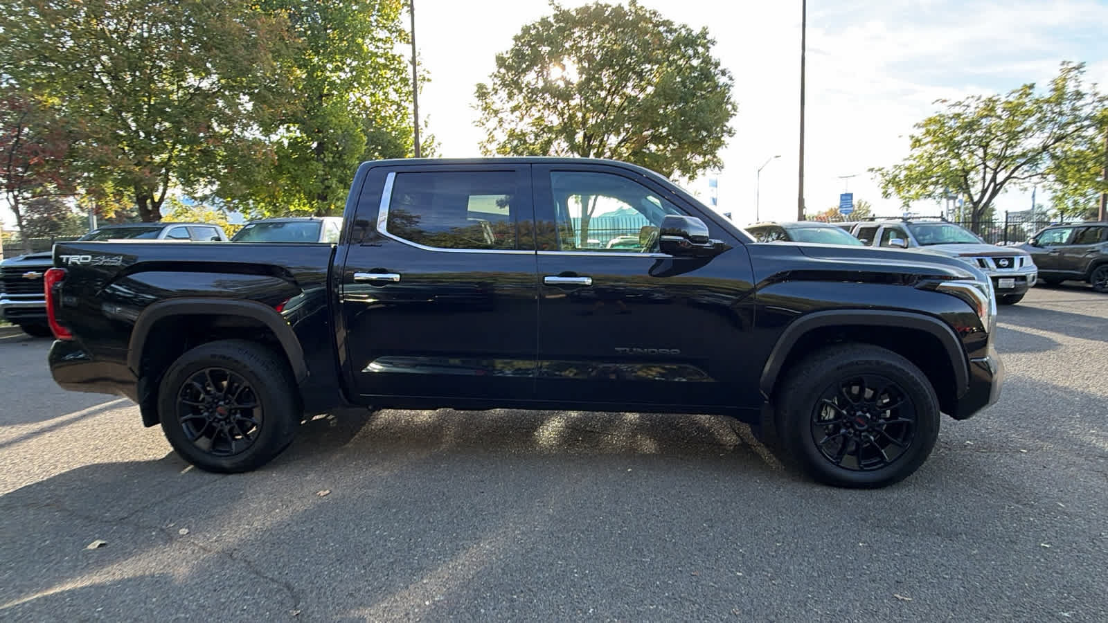 Used 2023 Toyota Tundra Limited w/ TRD Off-Road Package AWD/4WD image 4