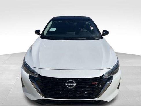 New 2025 Nissan Sentra SR image 10