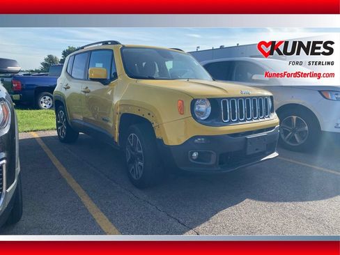 Used 2015 Jeep Renegade Latitude AWD/4WD image 1
