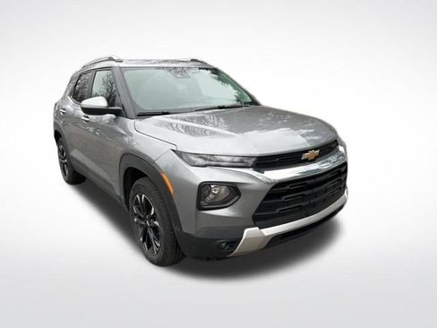 Used 2023 Chevrolet TrailBlazer LT w/ Convenience Package image 8
