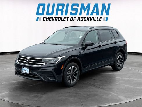 Used 2023 Volkswagen Tiguan S w/ Driver Assistance Package AWD/4WD image 2