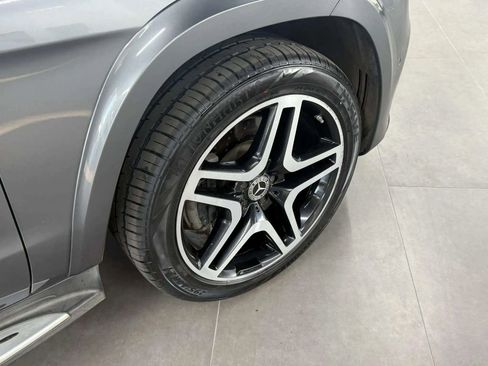 Used 2018 Mercedes-Benz GLS 550 4MATIC w/ Driver Assistance Package image 16