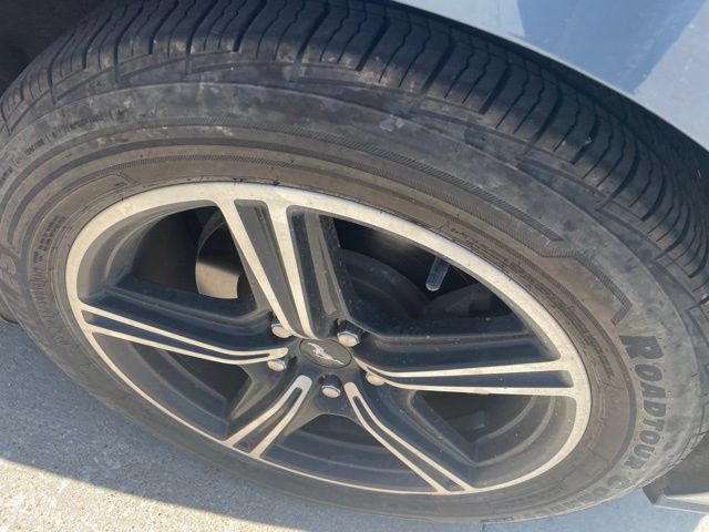 Used 2024 Ford Mustang Premium RWD image 6
