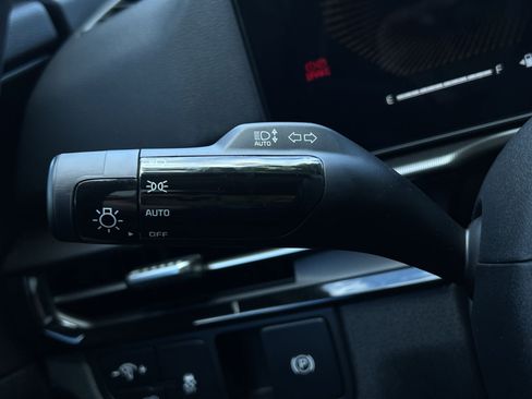 New 2026 Kia Sportage EX FWD image 28