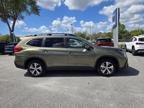 Certified 2025 Subaru Ascent Premium image 2