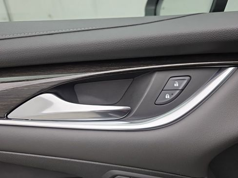 Certified 2019 Buick LaCrosse Avenir w/ Driver Confidence Package II AWD/4WD image 22