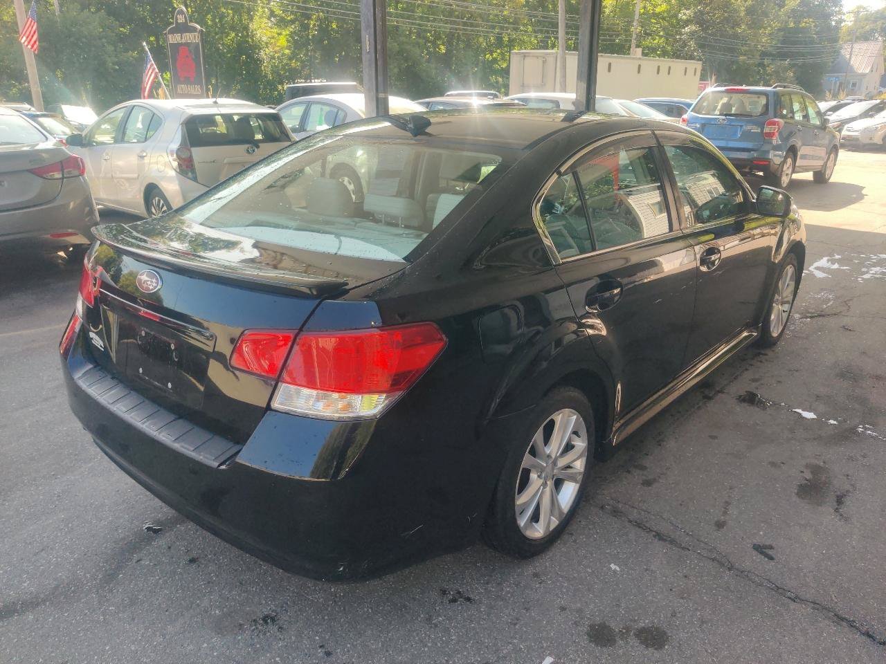 Used 2014 Subaru Legacy 2.5i Limited w/ Moonroof Package AWD/4WD image 6