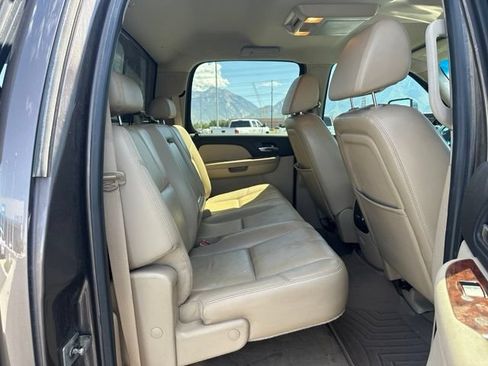 Used 2007 Chevrolet Silverado 2500 LTZ w/ Safety Package AWD/4WD image 28
