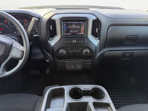 Used 2022 Chevrolet Silverado 1500 Custom image 11