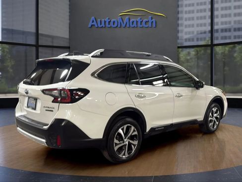 Used 2022 Subaru Outback Touring w/ Popular Package #2 image 11
