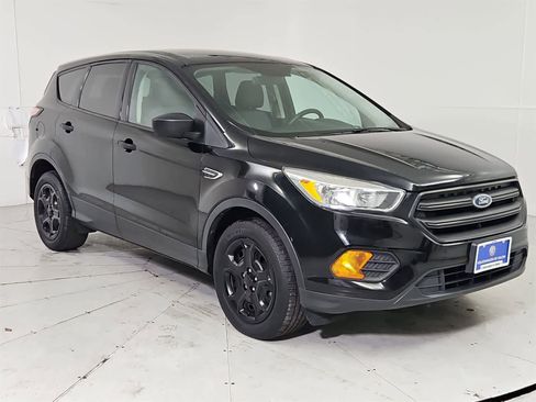 Used 2017 Ford Escape S image 8