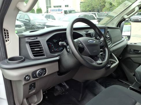 Used 2025 Ford Transit 250 Low Roof w/ Exterior Upgrade Package RWD image 12